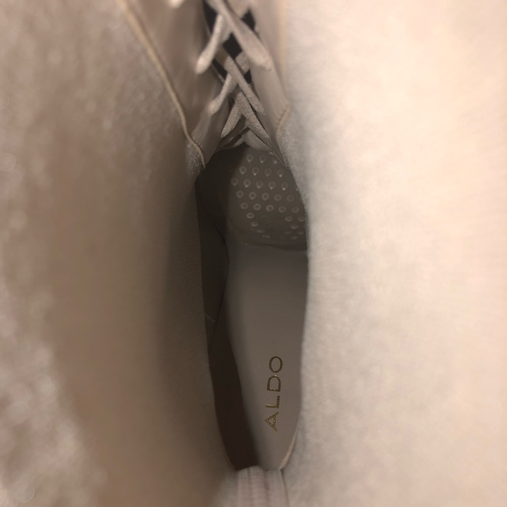 booties - Picture 6 of 8
